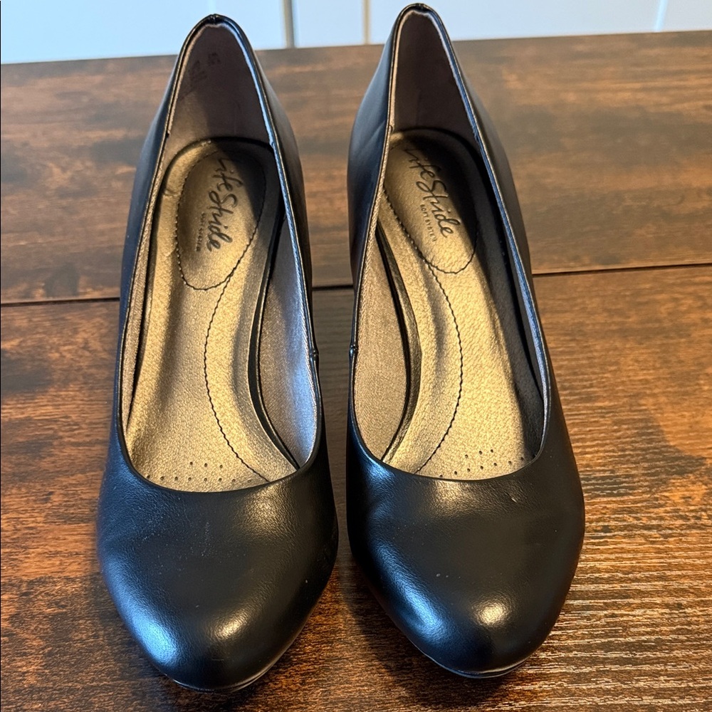 Life Stride Parigi Pump
